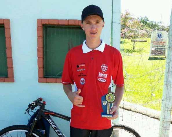 JONATHAN SCHENIDER.jpg